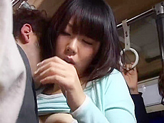 02F2223-I Was When I Approached An Office Lady Who Didn't Have A Lover On A Crowded Train