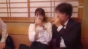 03125 Married woman x shared room