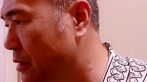 04928,Hot woman porn video