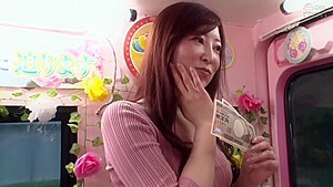 07068 Married woman planning