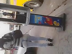 100% COME CULO CASADA EN LA PARADA