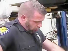 2 Cops 2 Crooks