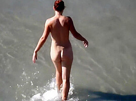 2 Nude Friend