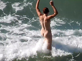 2 Nude Friend