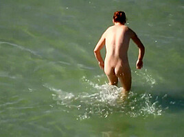 2 Nude Friend