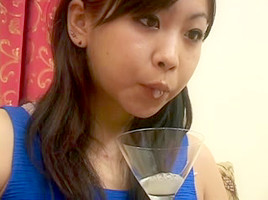 2 hawt Japanese hotties spit in a glass and   