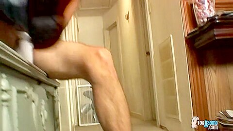 A Big Load Over His Feet - Jessie