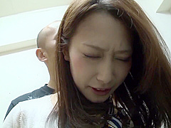 22A-008-009-Committing anal of an amateur beautiful mature woman