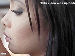 Aaliyah Meets The Man