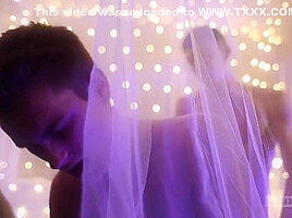 Alexia Riley And Trevor Harris - Helix A Very Merry Christmas