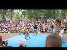 Amateur Oil Wrestling