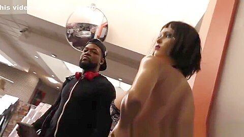 Amateur dude gets blacked at gloryhole