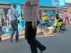Amazing upskirt of a young milf