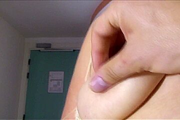 Ana madura masturbandose