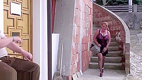 Anal sex fisting and pissing for Step moms instead of sport