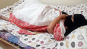 Apni Beta Ki Patni Se Sasur Ne Ki Bistar Par Chudai Majboor - Indian Hindi Sex