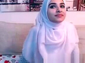Arab Muslim Girl Showing Ass And pussy Licking is love