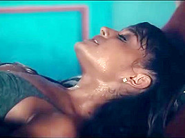 Ariana - Sexy moments