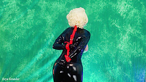 Arya Grander In 1 Hour Bondage In Latex Compilation Videos - Blonde Milf