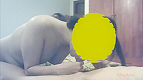 Asian Sex Hot #11 - The Wife Likes To Suck The Penis