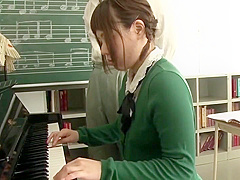 Asian schoolgirl 18+ Tries Sex