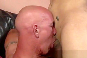 Asian tranny sucks hard dick