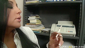 Audrey Bitoni - Smoke Break