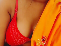 Aunty Ne Sapne Mein Bete Ka Lund Chus Rahi Hai