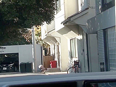 B3D2304-Mature wife who was at the laundromat is with sensitive pussy and squirts