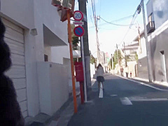 B3D2304-Mature wife who was at the laundromat is with sensitive pussy and squirts