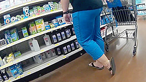 BBW spandex bends over for me(Playtime)