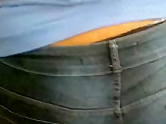 BIG BUTT WALKING DOWN THE STREET SHOWING PANTY