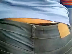 BIG BUTT WALKING DOWN THE STREET SHOWING PANTY