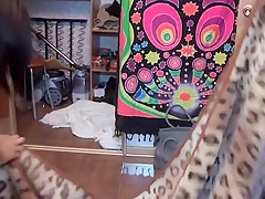 Babe humiliates loser cuckold bf