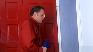 Babysitter got awesome pussy licking and fingering treatment