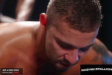 Bbc Pumps Muscle Hunk Full Of Cock - Zod Blakk - Sean Xavier