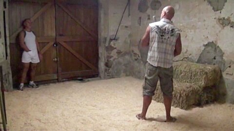 Bears sex on the farm - CrunchBoy