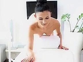 Beautiful Chick Albina Gets An Erotic Massage