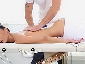 Beautiful Chick Albina Gets An Erotic Massage