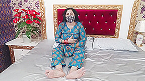 Beautiful Sexy Indian Mature Women Sex With Dildo