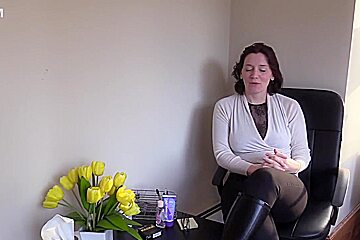 Bettie Bondage - Free Use Office Step mom Deepthroats Dick