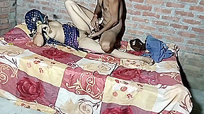 Bhabhi Ne Naukar Se Apani Chut