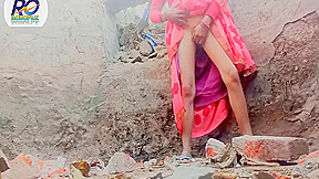Bhabhi Saree Show