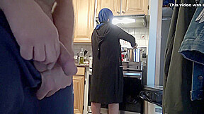 Big Dick Flash For Iranian Hijab Stepmom - جنس نامادری ایرانی