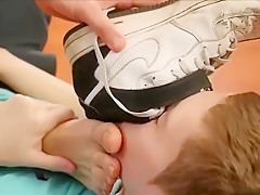 Big Step brother Loves His Feet Licked