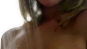 Big Titted Julia Loves Bumpy Sex