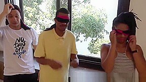 Bird Box parodia porno com Mirella Mansur