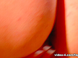 Birthday party turns into pussy fest party - FapHouse