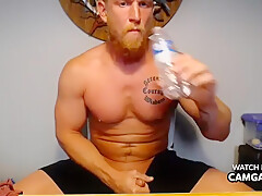 Blond Brawny Chap Masturbates In Live