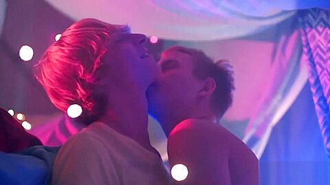 Blond Helix Twink Sleepover Hookup